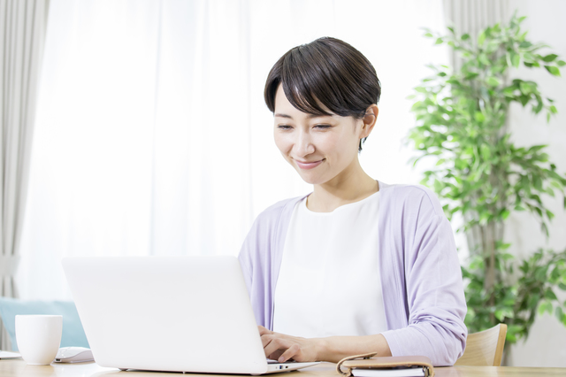 ライター転職サイトエージェント　年収